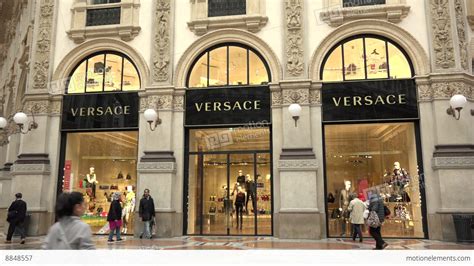 versace milano indirizzo|versace stores in milan.